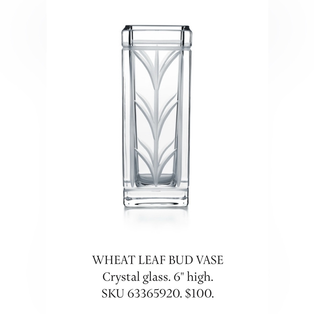 Tiffany & Co 6” Wheat Leaf Bud vase in Crystal Glass.